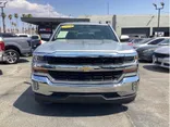 SILVER, 2018 CHEVROLET SILVERADO 1500 CREW CAB Thumnail Image 1