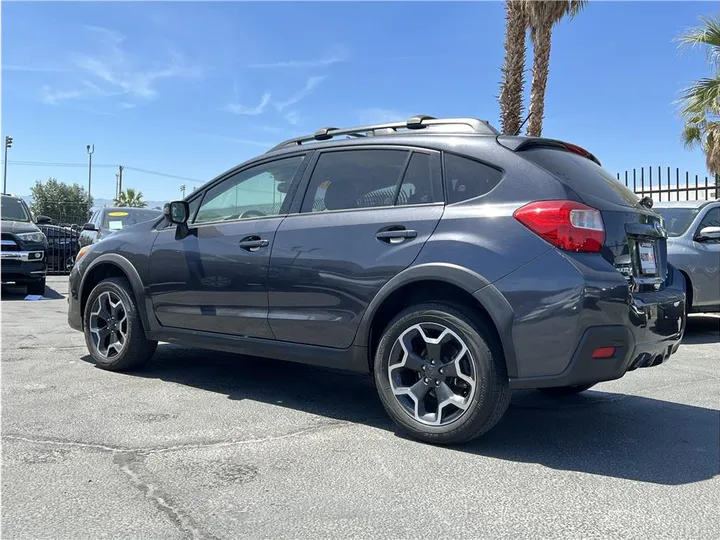 GRAY, 2015 SUBARU XV CROSSTREK Image 3