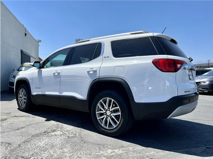 WHITE, 2018 GMC ACADIA Image 3