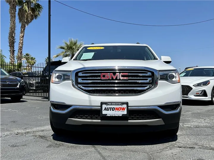 WHITE, 2018 GMC ACADIA Image 8