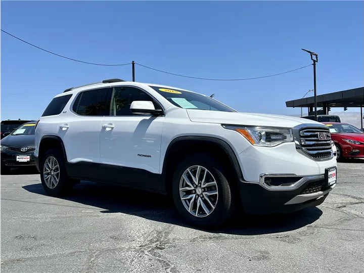 WHITE, 2018 GMC ACADIA Image 7