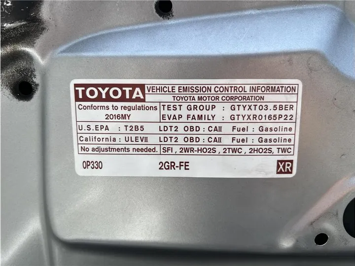 SILVER, 2016 TOYOTA HIGHLANDER Image 27