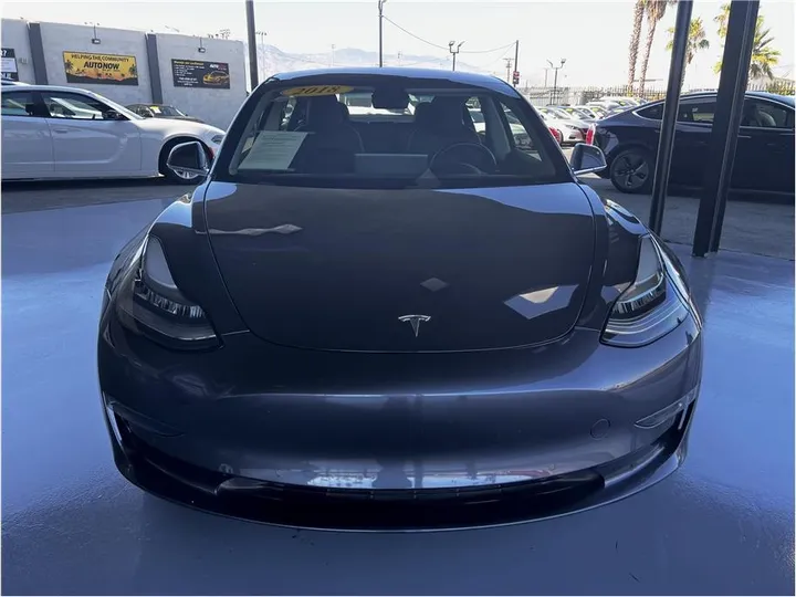 GRAY, 2018 TESLA MODEL 3 Image 1