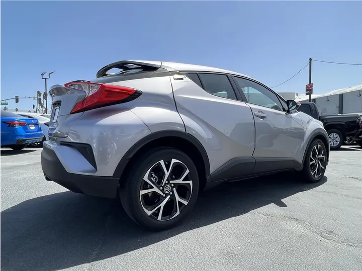 SILVER, 2018 TOYOTA C-HR Image 5