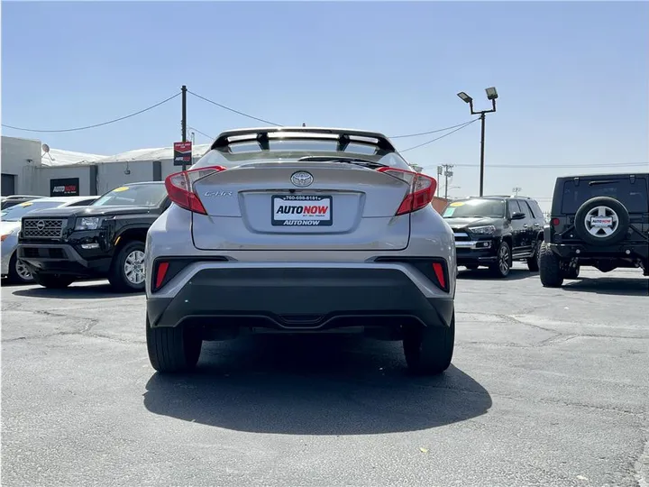 SILVER, 2018 TOYOTA C-HR Image 4