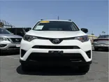 WHITE, 2018 TOYOTA RAV4 Thumnail Image 8