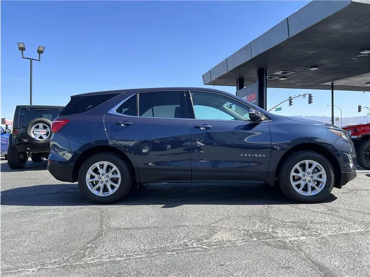 GRAY, 2018 CHEVROLET EQUINOX Image 6