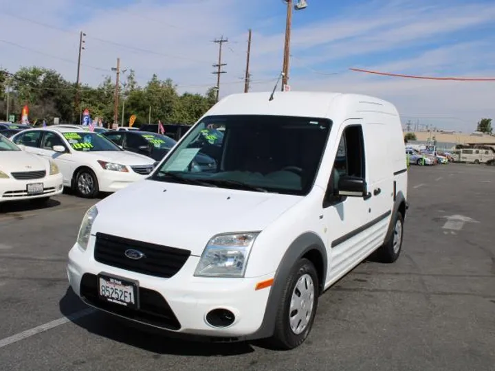 WHITE, 2013 FORD TRANSIT CONNECT Image 3