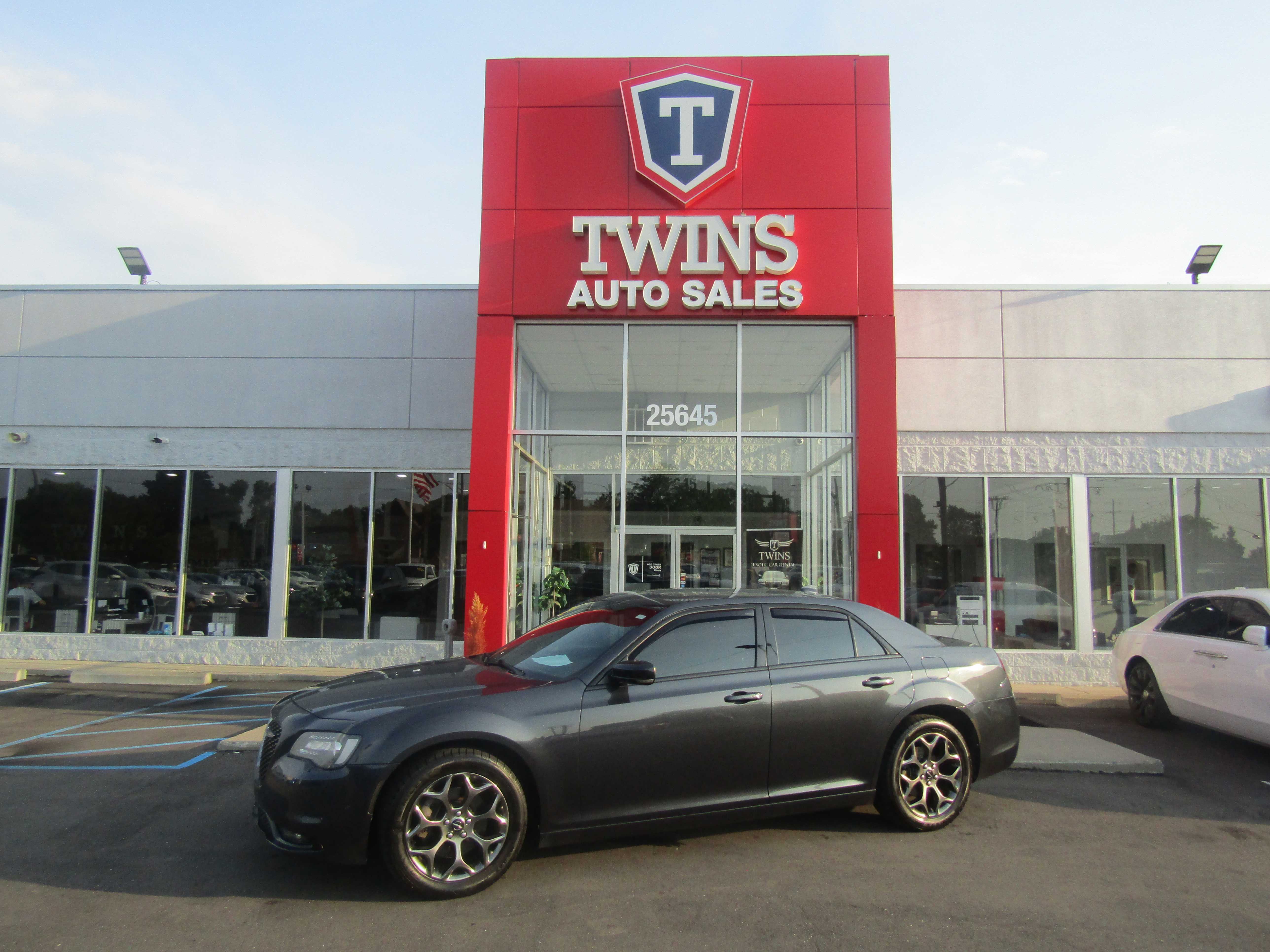 2017 Chrysler 300