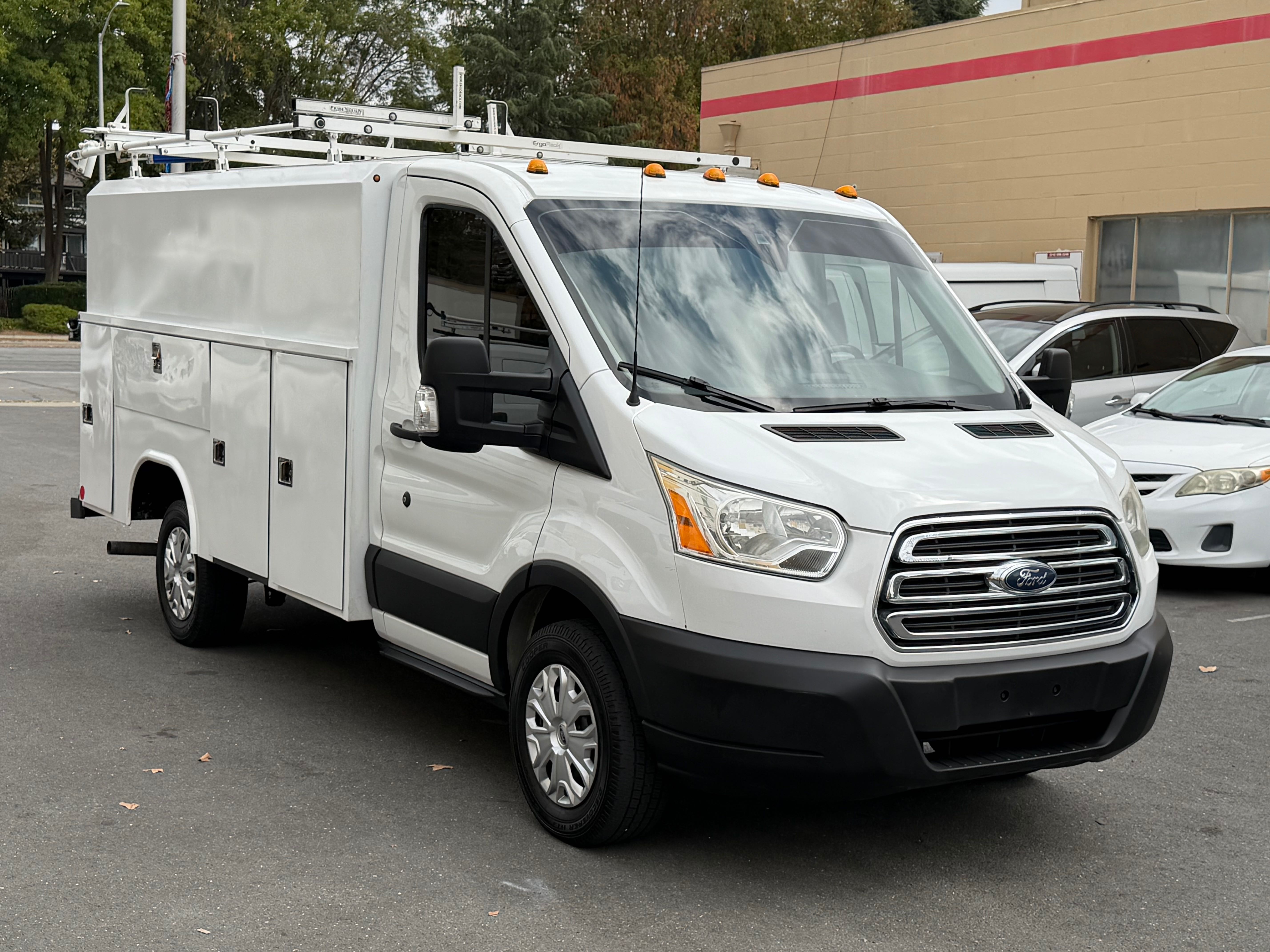 2015 Ford Transit Cutaway Base