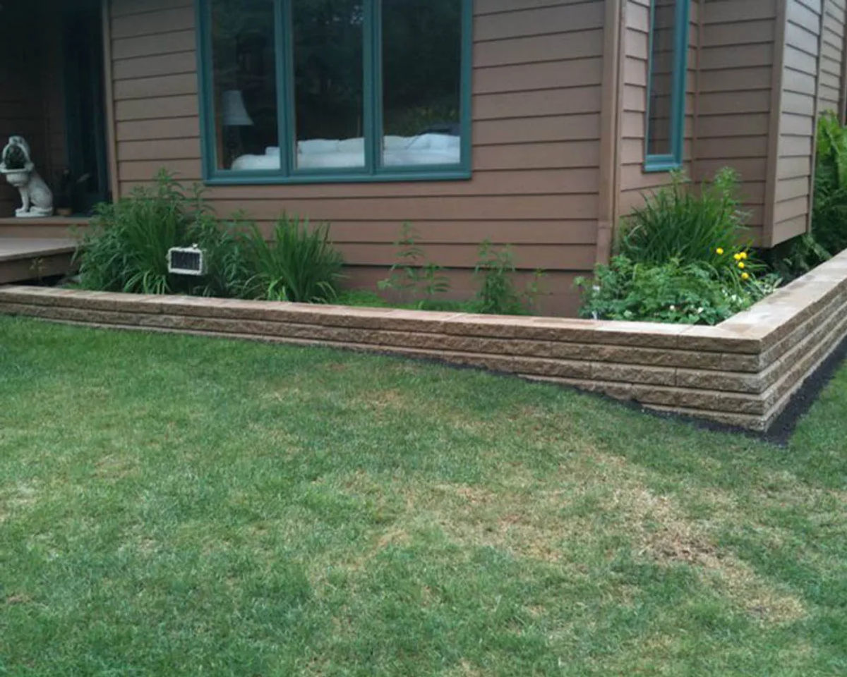 Segmental block retaining wall in Wasilla, Alaska