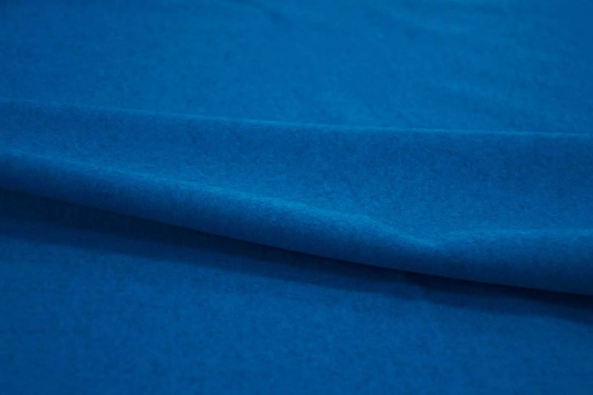 DOLLY - 140 Cobalt — Casal