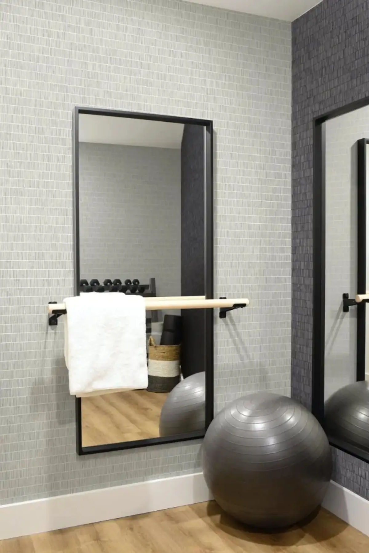 Blue Grass Band on Wide Type II Wallpaper — Wallquest