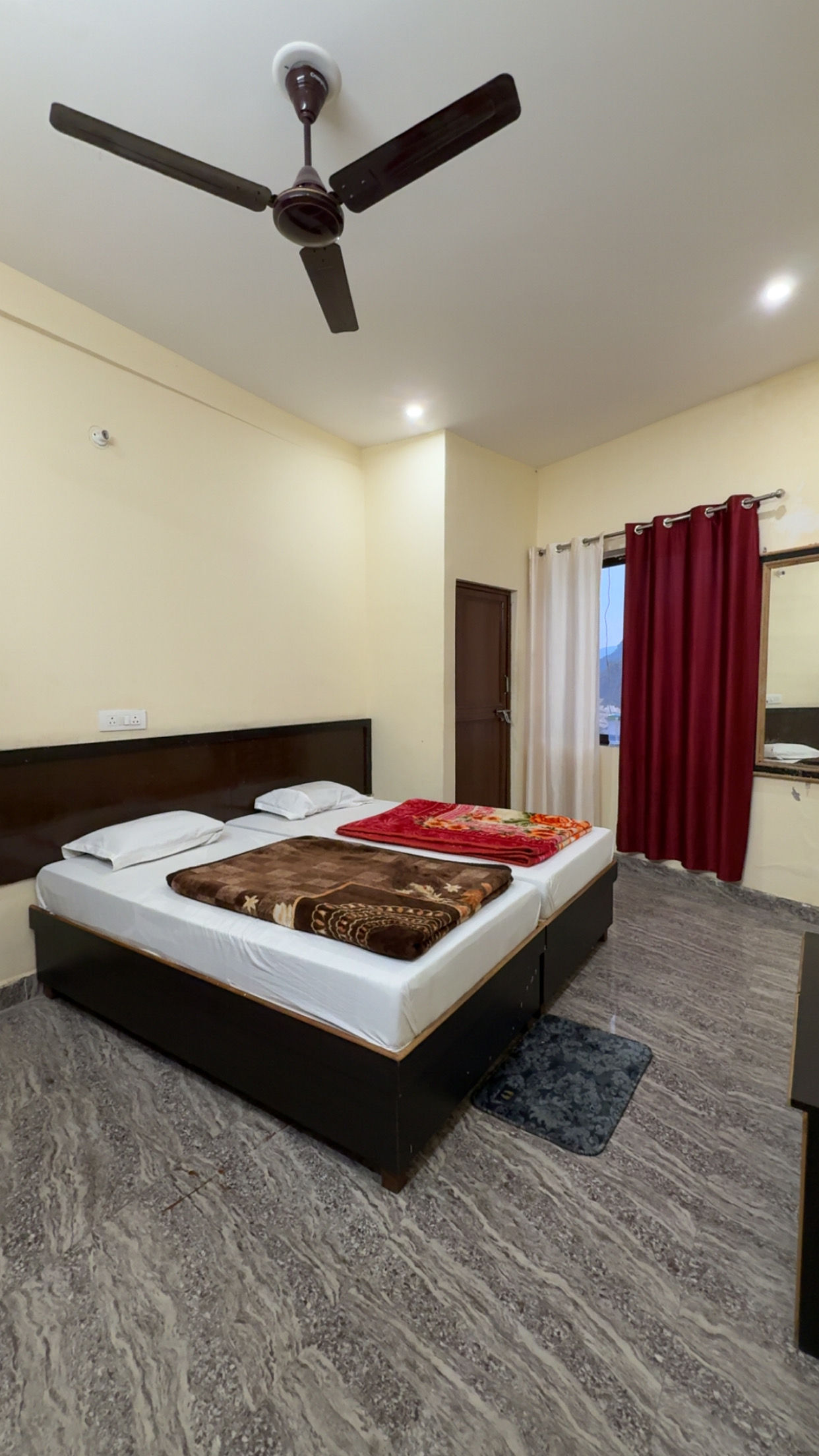 Double Bed Suite