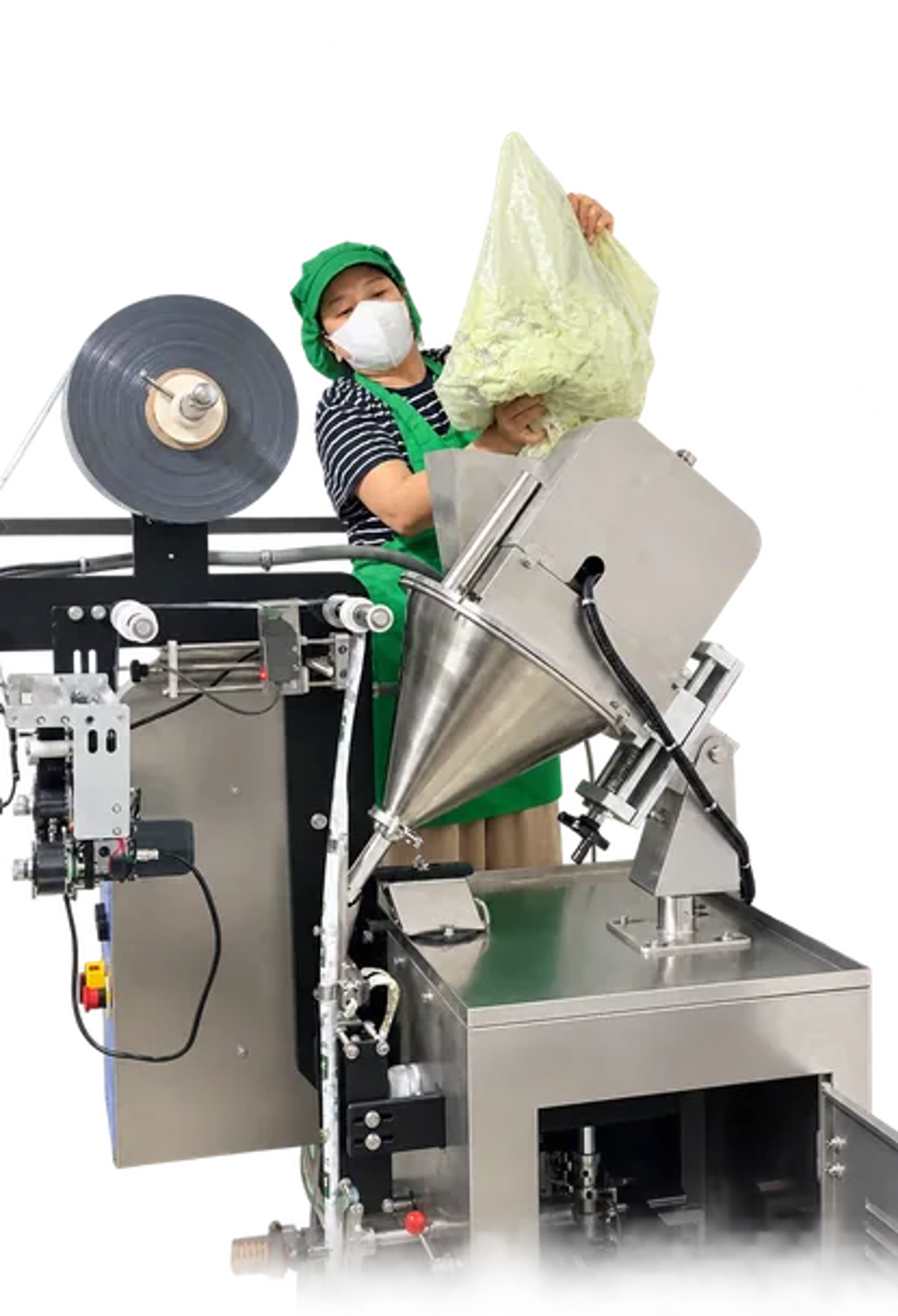 Công nhân vận hành máy đóng gói