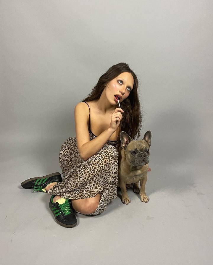 Maddie Ziegler Photos