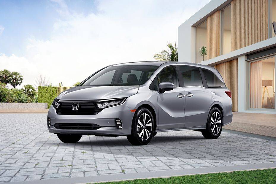 Honda Odyssey Touring 2024 Saudi Arabia