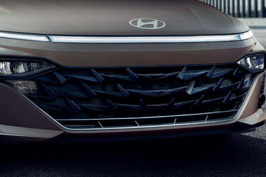 Accent 2024 Grille View Accent 2024 Grille View