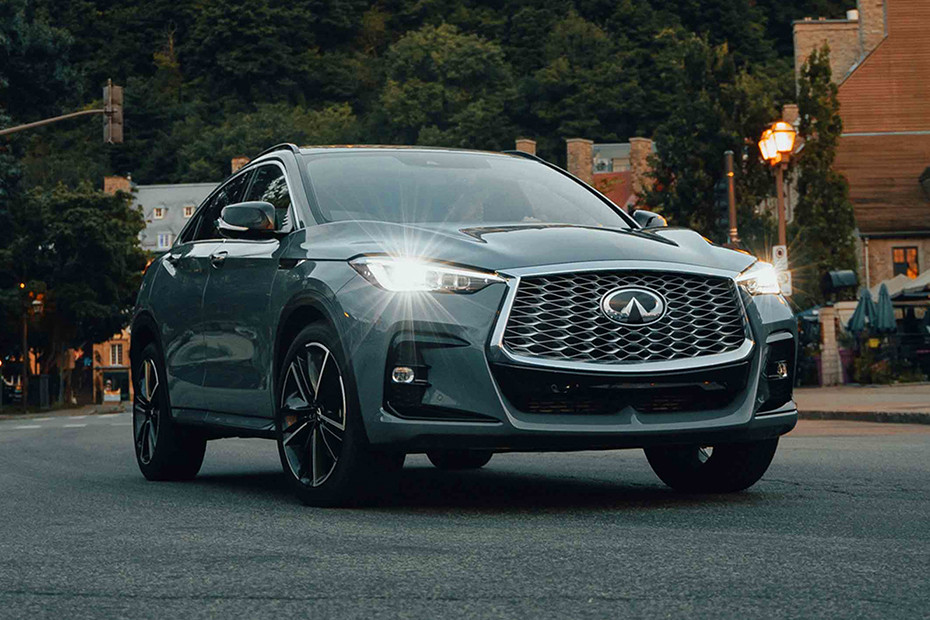 Infiniti QX55 Front Medium View Infiniti QX55 Front Medium View