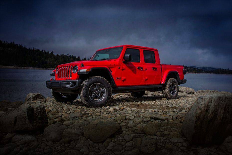 Jeep Gladiator 3.6L Sand Runner (4x4) 2024 Saudi Arabia