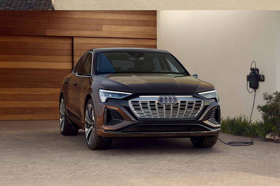 Audi Q8-Sportback-E-Tron 2024 Saudi Arabia