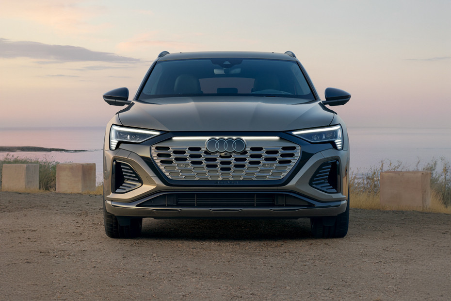 Audi Q8 e-tron 2025 Saudi Arabia