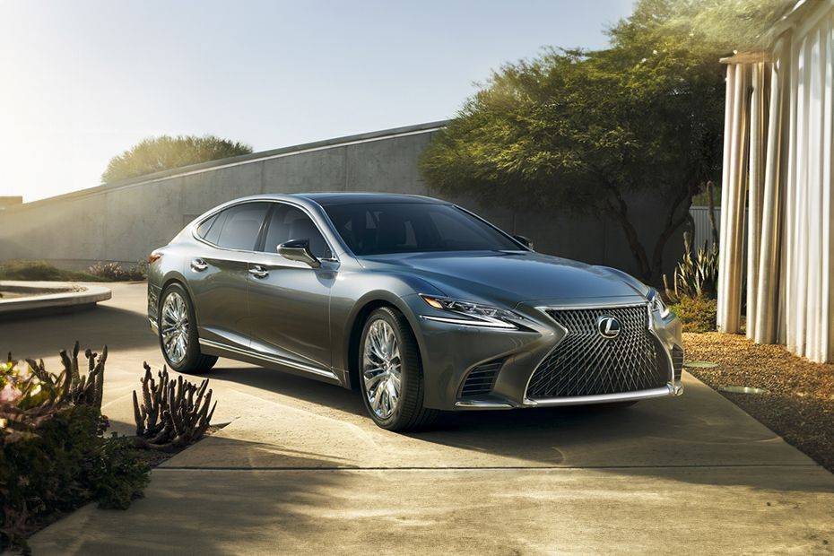 Lexus LS Hybrid (2022-2024) 3.5L 500h Platinum AT (2022-2023) 2024 Saudi Arabia