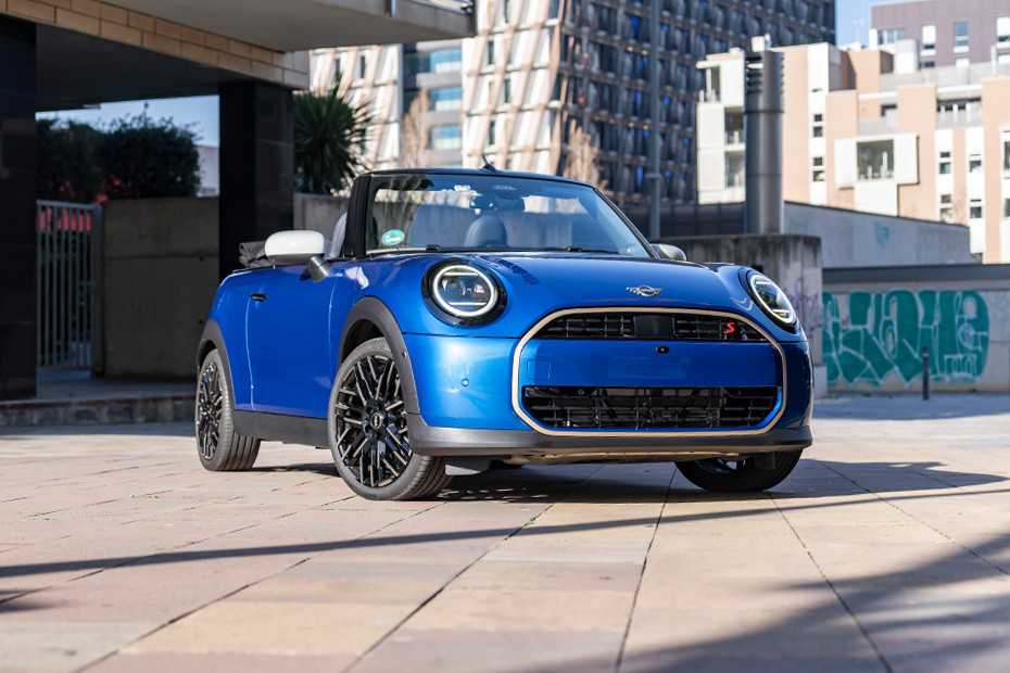 Mini Convertible Front Medium View Mini Convertible Front Medium View