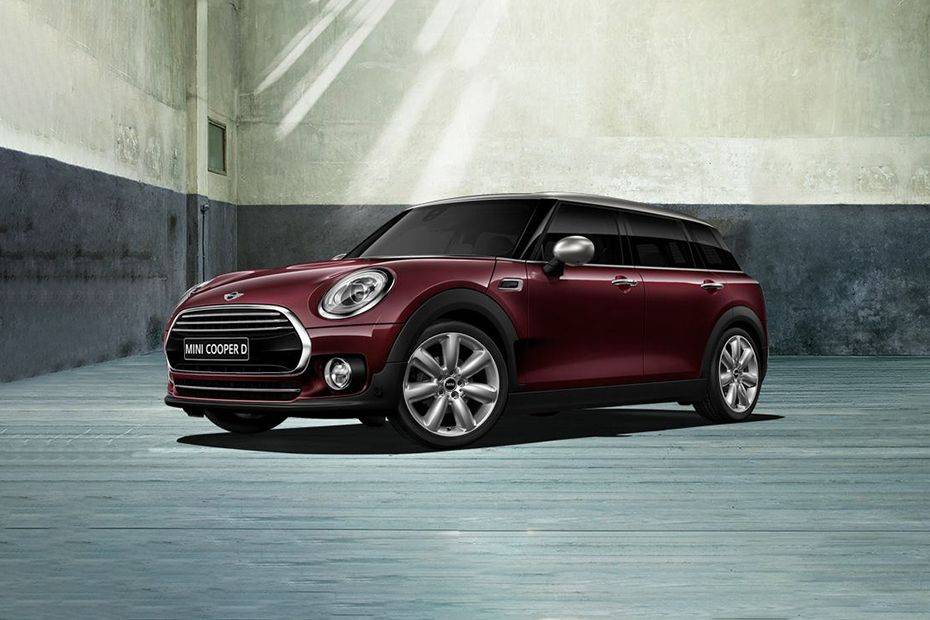 Mini Clubman John Cooper Works 2024 Saudi Arabia