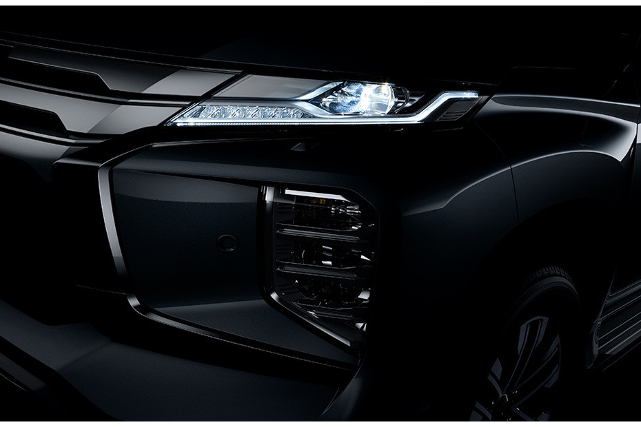 Montero Sport Headlight Montero Sport Headlight