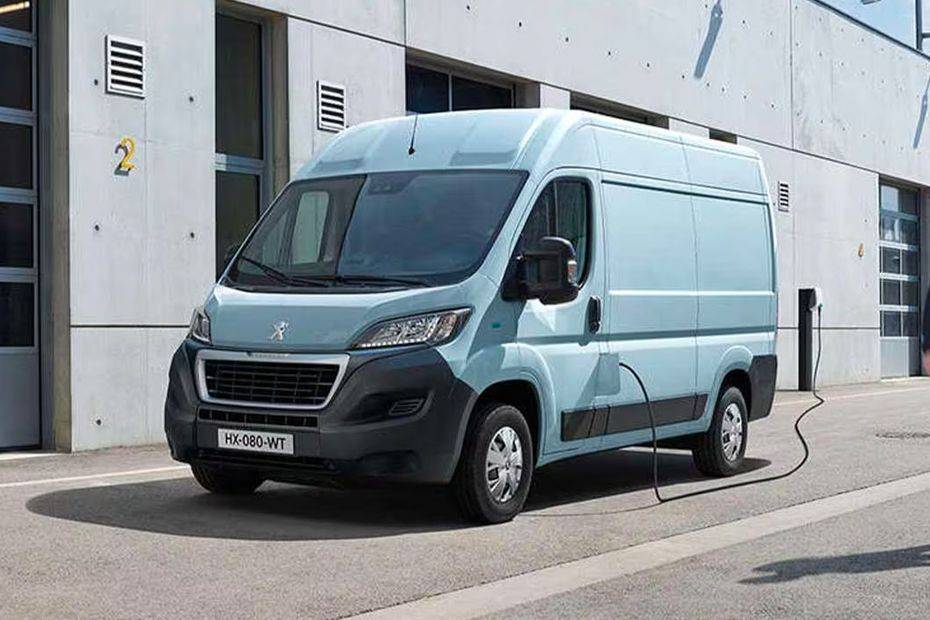 Peugeot Boxer 2.2L Diesel (L2H2) 2024 Saudi Arabia