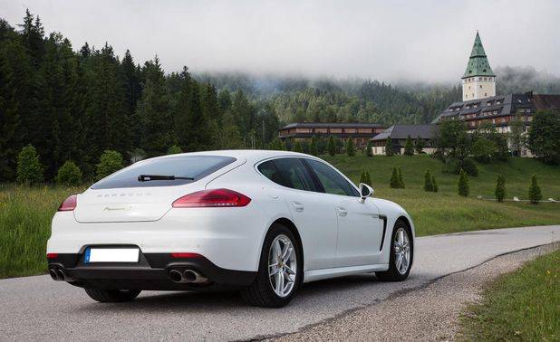 Panamera S E-Hybrid Rear angle view Panamera S E-Hybrid Rear angle view