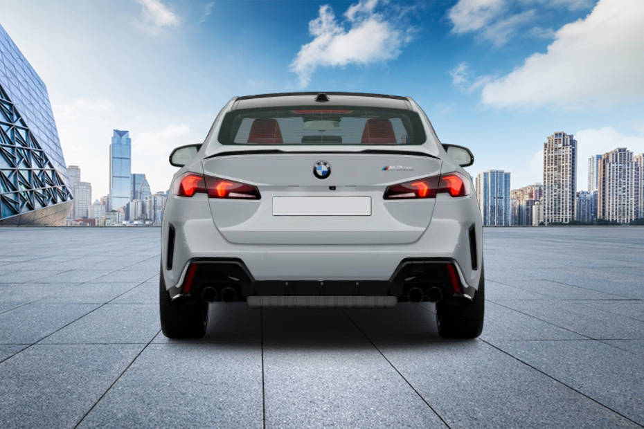 Full Rear View of بي إم دبليو ٢ سيريز جران كوبيه ٢٠٢٥ Full Rear View of بي إم دبليو ٢ سيريز جران كوبيه ٢٠٢٥