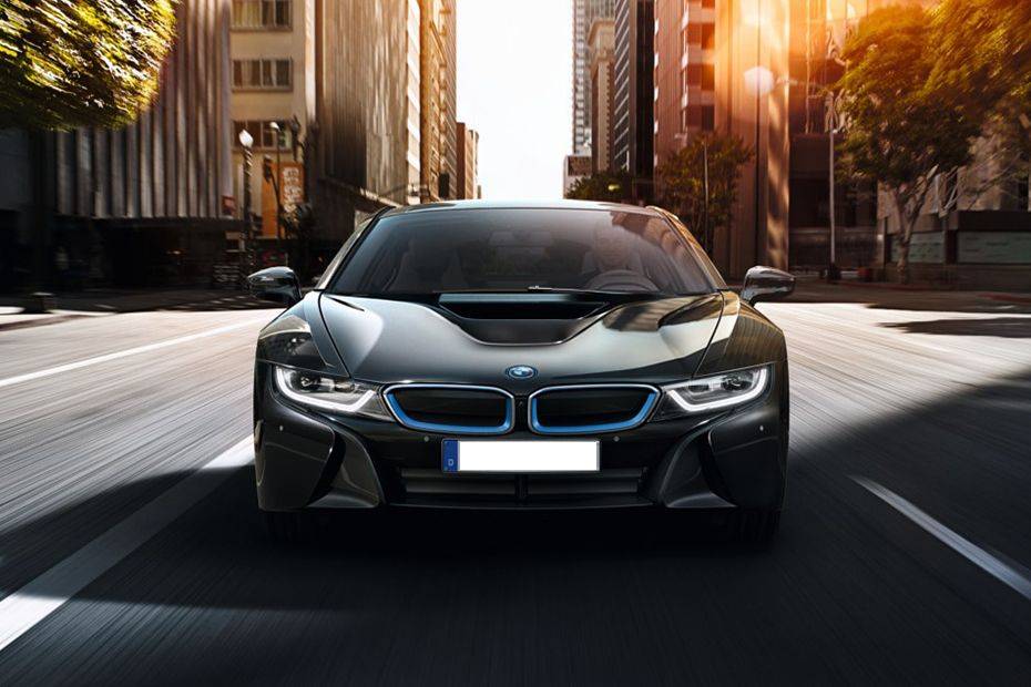 BMW I8 Plug In Hybrid 2024 Saudi Arabia