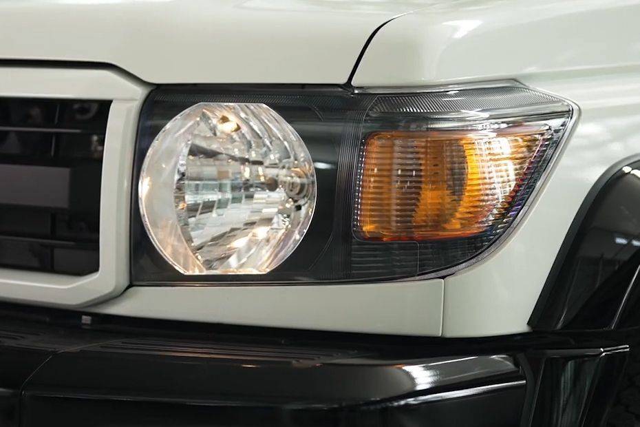 Land Cruiser Pick Up Headlight Land Cruiser Pick Up Headlight