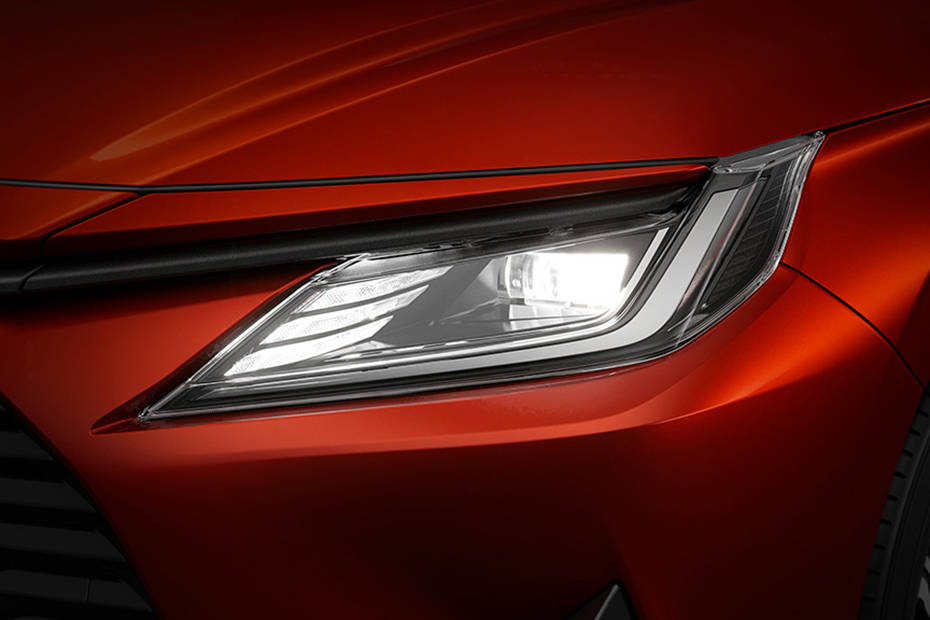 يارس 2023 Headlight يارس 2023 Headlight