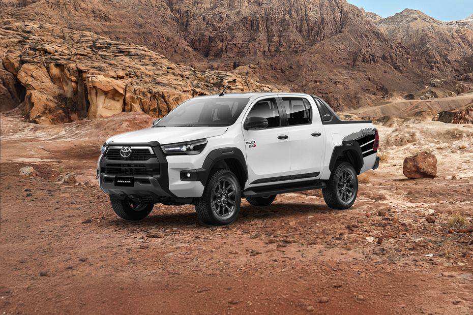 Toyota Hilux 2.8L SGLX Mild Hybrid Double Cab 4X4  DSL AT 2024 Saudi Arabia