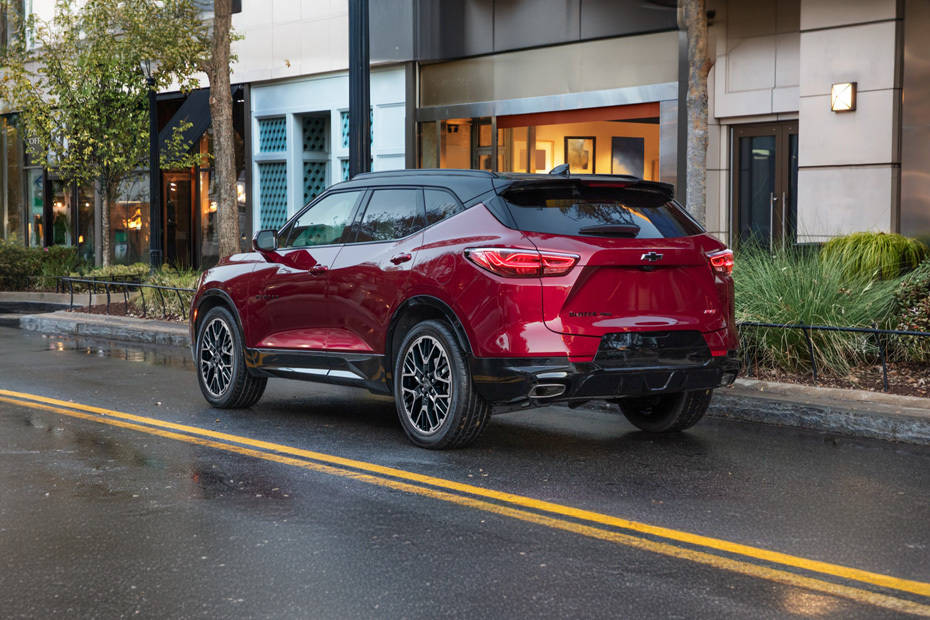 Rear Medium View of Chevrolet Blazer Rear Medium View of Chevrolet Blazer
