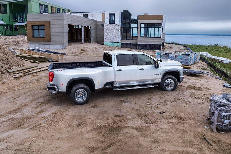 Chevrolet Silverado HD 2024 Saudi Arabia