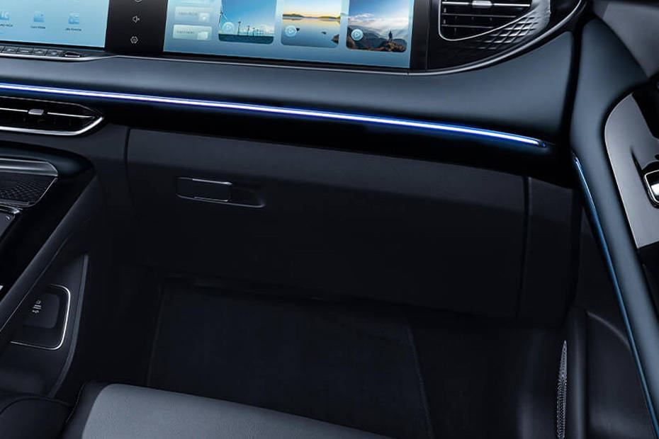 فوياه فري Glove Box فوياه فري Glove Box