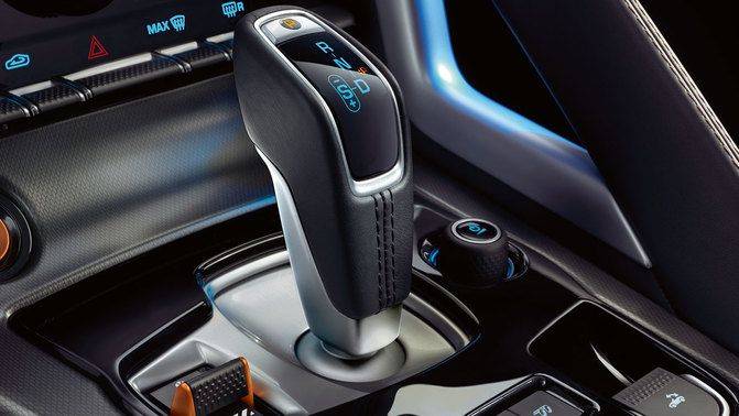 Jaguar F Type R Convertible Gear Shifter Jaguar F Type R Convertible Gear Shifter
