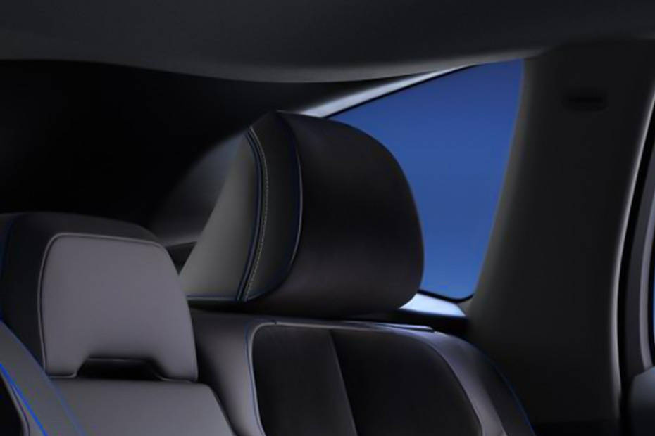 كوليوس ٢٠٢٥ Rear Seat Head rest كوليوس ٢٠٢٥ Rear Seat Head rest