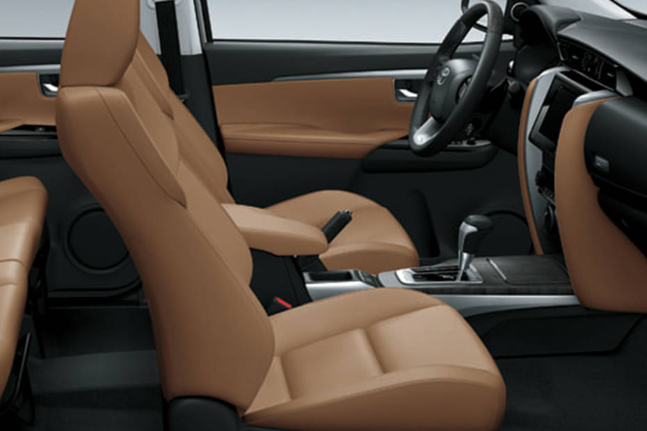 فورتشنر 2024 Front Seats فورتشنر 2024 Front Seats