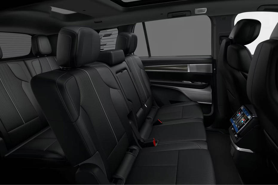 Cadillac Vistiq Rear Seats Cadillac Vistiq Rear Seats