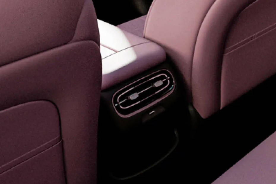 آيون يو تي Rear AC Controls آيون يو تي Rear AC Controls