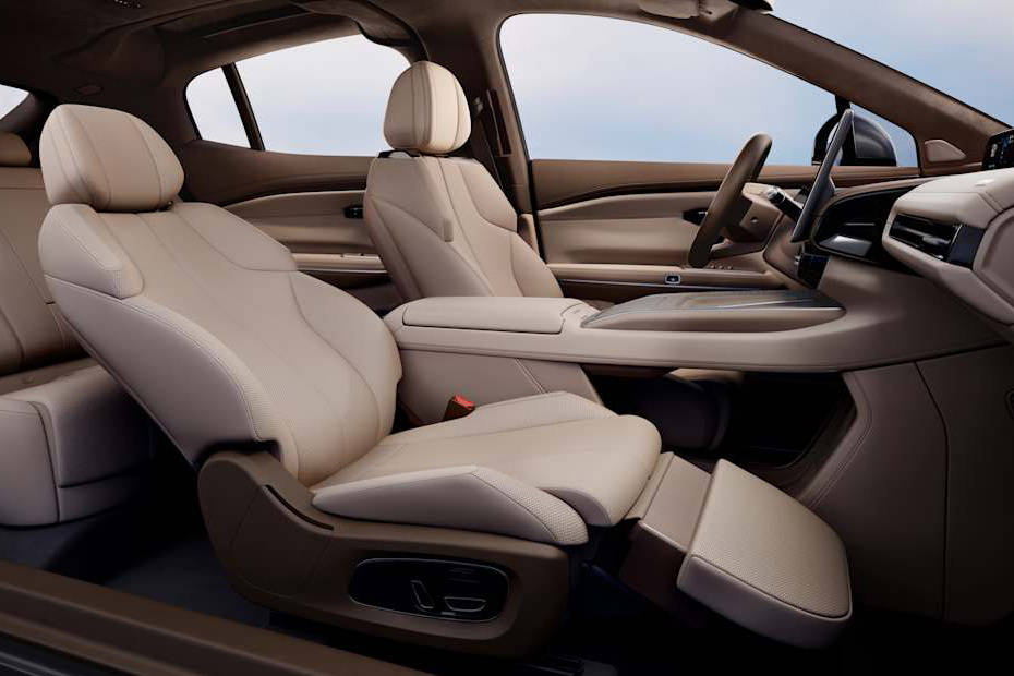 Hyptec HT Front Seats Hyptec HT Front Seats