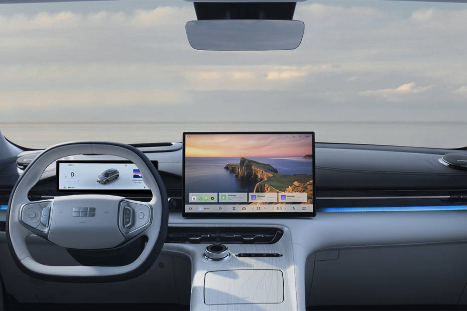 Dashboard View of إي إكس ٥ Dashboard View of إي إكس ٥