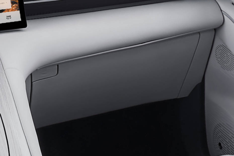 جيلي إي إكس ٥ Glove Box جيلي إي إكس ٥ Glove Box