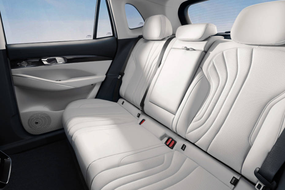 جيلي إي إكس ٥ Rear Seats جيلي إي إكس ٥ Rear Seats