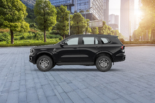 The Ford Everest 2025 Tremor is a limited edition and is only available ...
